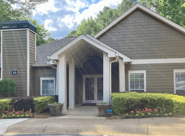 Jefferson Point Apartments in Coweta County Greystone